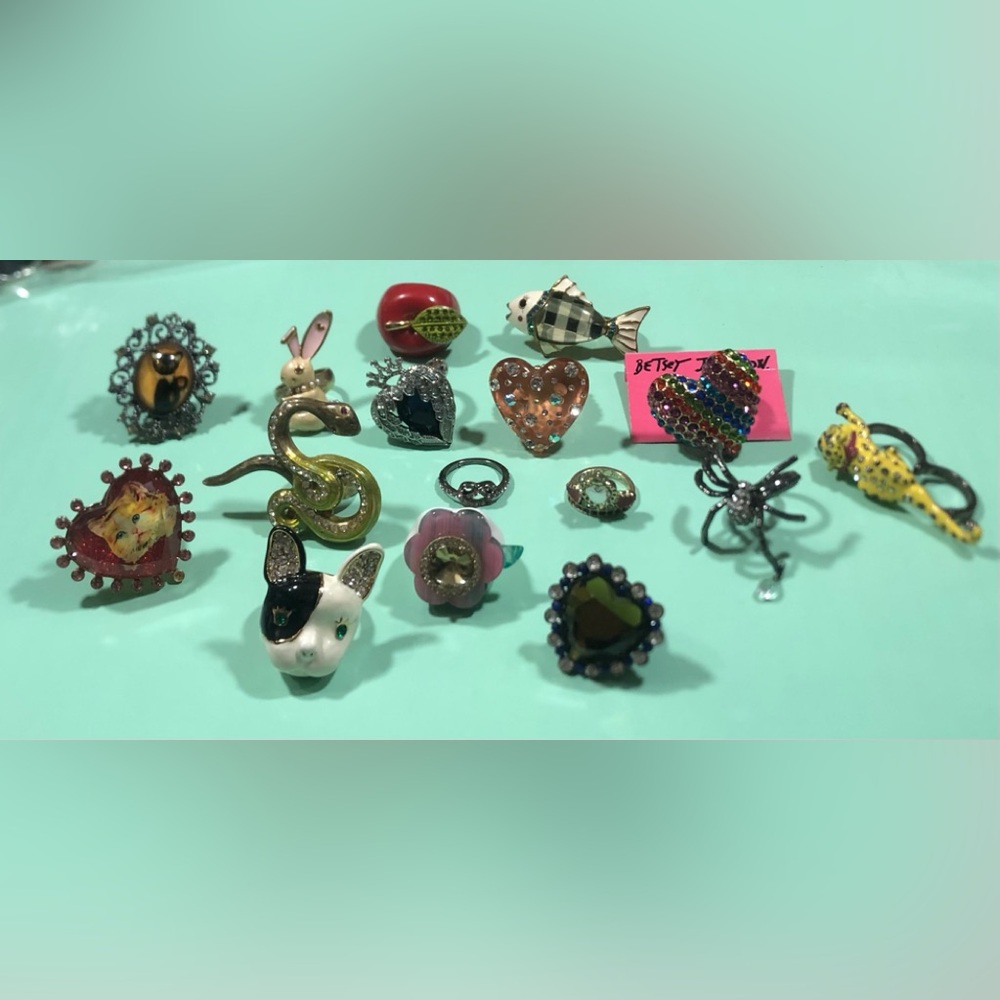 Multiple rings available 6-7 sizes please inquire reasonable offers accepted